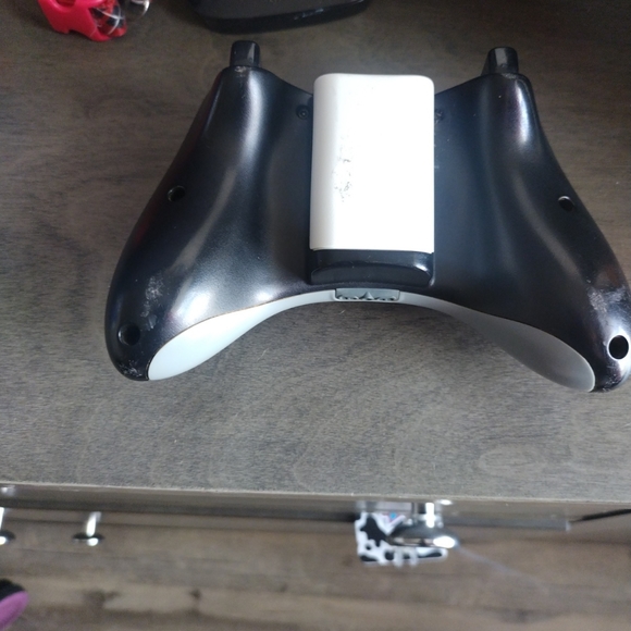 Xbox360 Controller - Picture 4 of 7